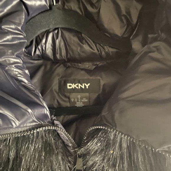 DKNY Faux Fur Vest! - Picture 2 of 3